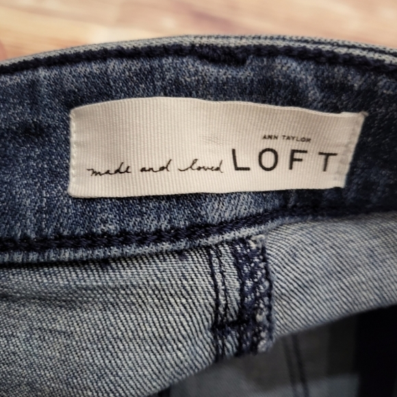 TALBOTS & Ann Taylor LOFT Sz 4 Wide Leg Denim Jean Bundle with Bonus Necklace - Picture 7 of 7